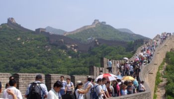 Как Великую Китайскую стену построили из риса и видна ли она из космоса